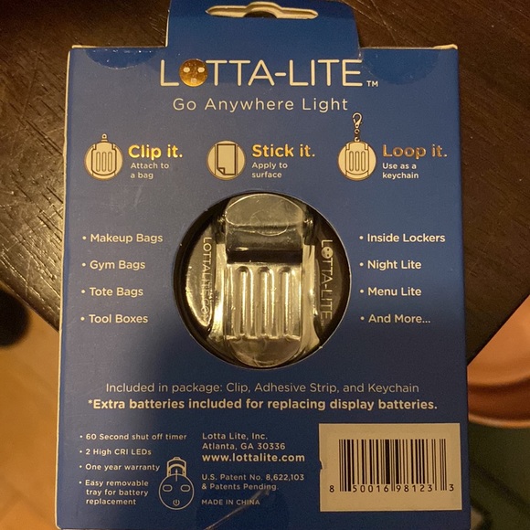 Lotta-Light - Go Anywhere Light - Click It, Stick It, Loop It - Picture 2 of 2